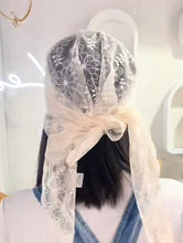 Charger l'image dans la galerie, ROSALIA Foulard à dentelle
